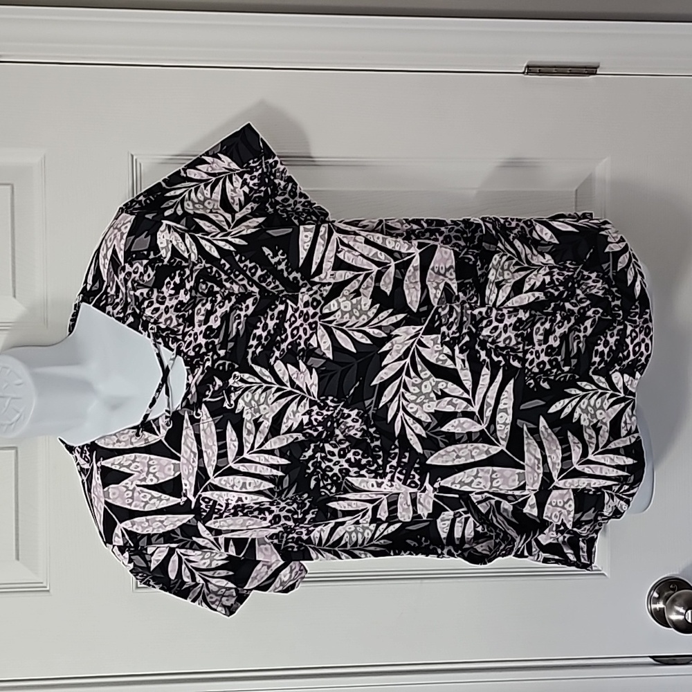 Scrub top ladies large easy stretch by butter-soft black white gray and pink